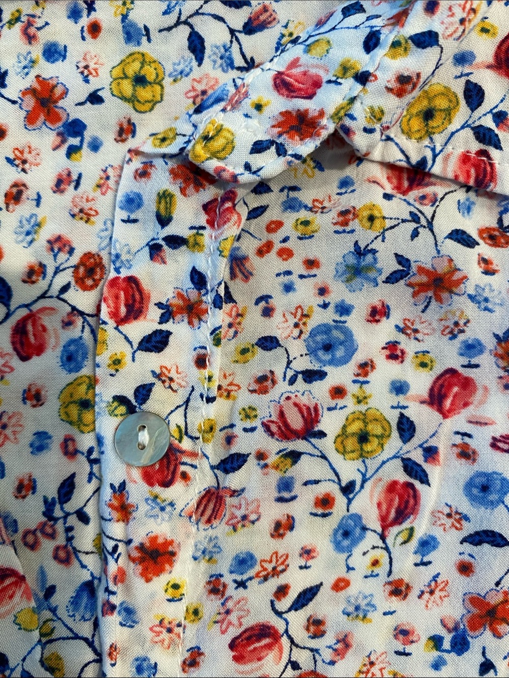 Jane and Delancey White Floral Button Front Top with Blue, Red and Yellow Print - Picture 3 of 3
